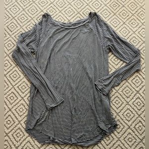 AEO women's long sleeve soft and sexy tee